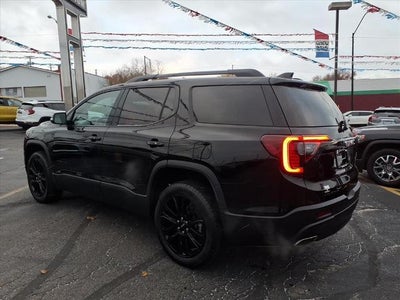 2023 GMC Acadia SLT