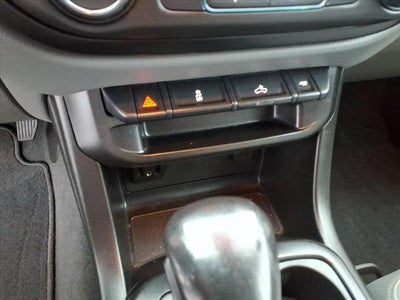 2022 GMC Canyon Elevation Standard