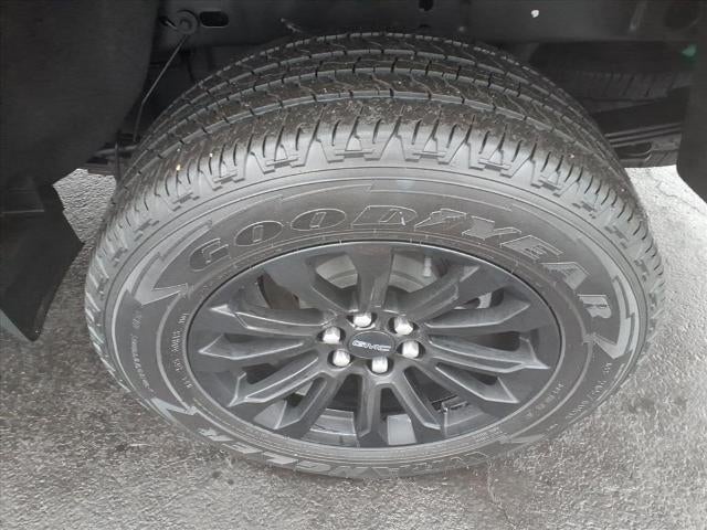 2022 GMC Canyon Elevation Standard