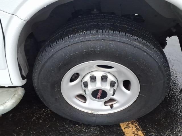 2024 GMC Savana Cargo 2500 Base