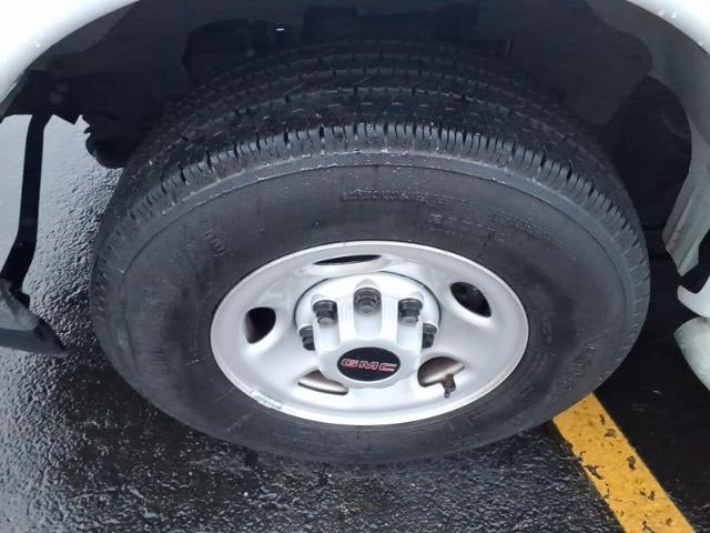 2024 GMC Savana Cargo 2500 Base