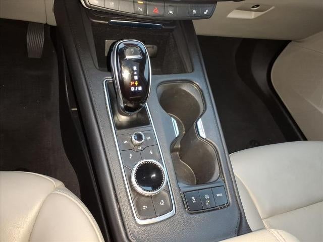 2021 Cadillac XT4 Premium Luxury