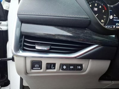 2021 Cadillac XT4 Premium Luxury