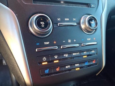 2015 Lincoln MKC Base