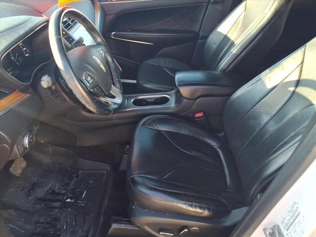 2015 Lincoln MKC Base