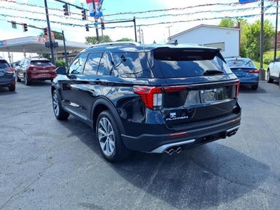 2025 Ford Explorer Platinum