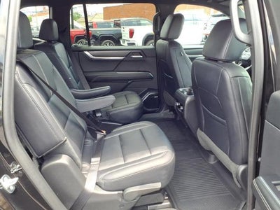 2024 GMC Acadia Elevation