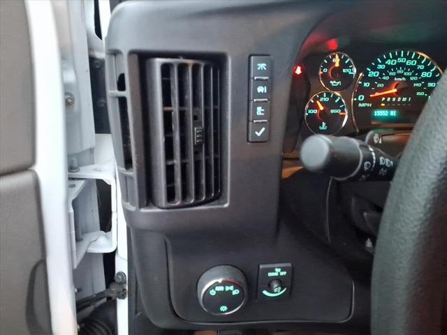 2024 GMC Savana Cargo 2500 Work Van