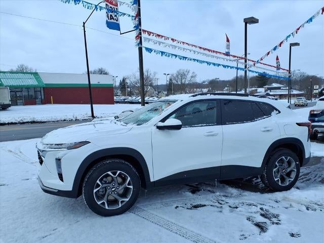 Used 2024 Chevrolet Trax LT with VIN KL77LHE2XRC189439 for sale in Salem, OH