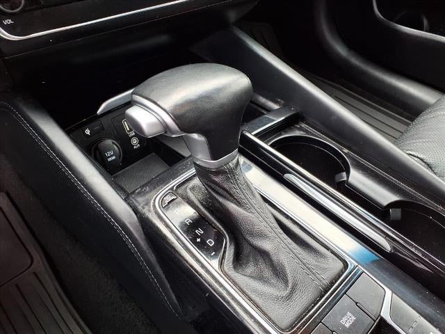 2019 Kia Cadenza Technology