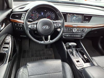 2019 Kia Cadenza Technology