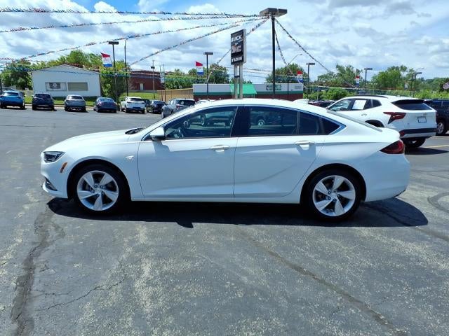 Used 2018 Buick Regal Sportback Preferred with VIN W04GL6SX5J1094613 for sale in Salem, OH